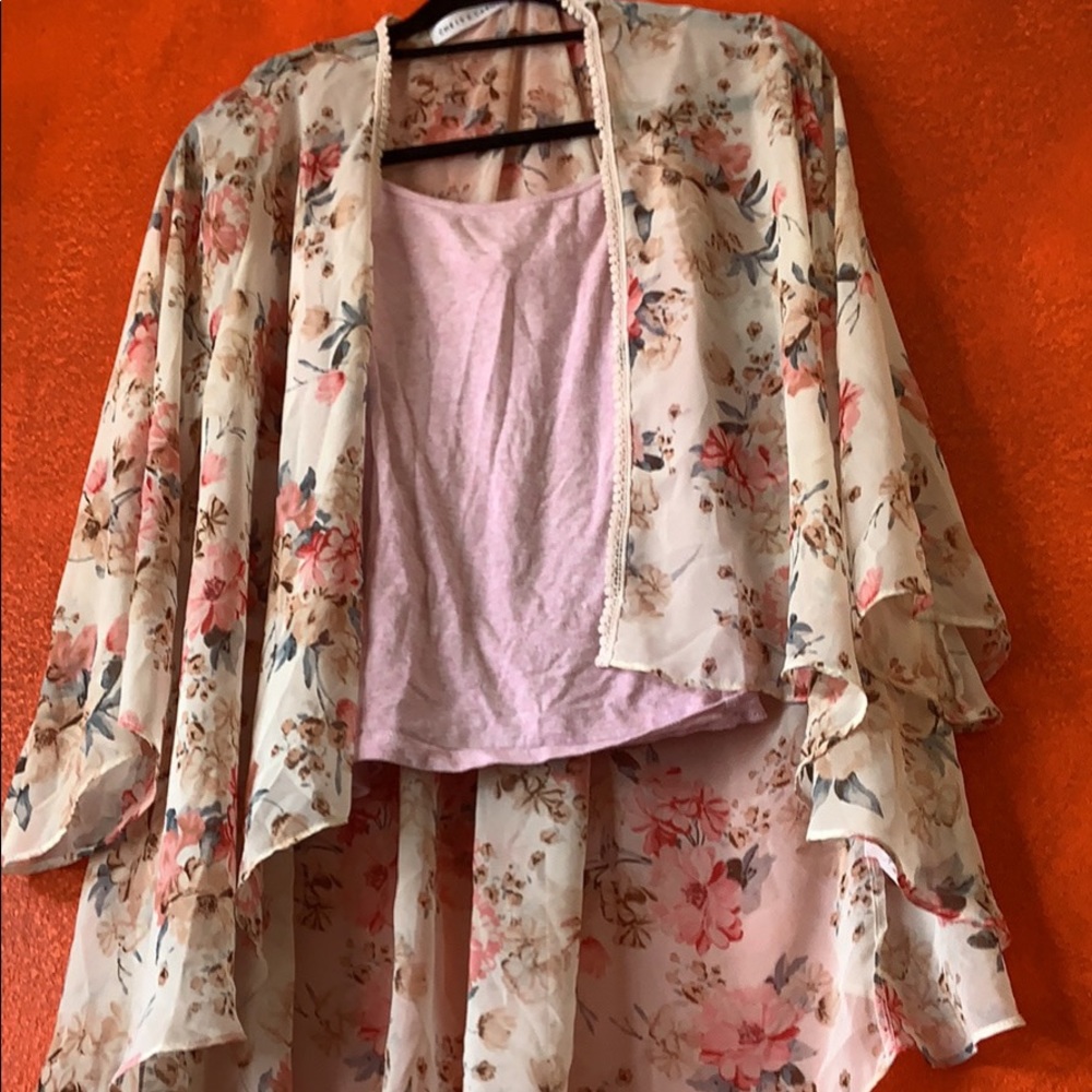Tunics - Picture 2 of 3